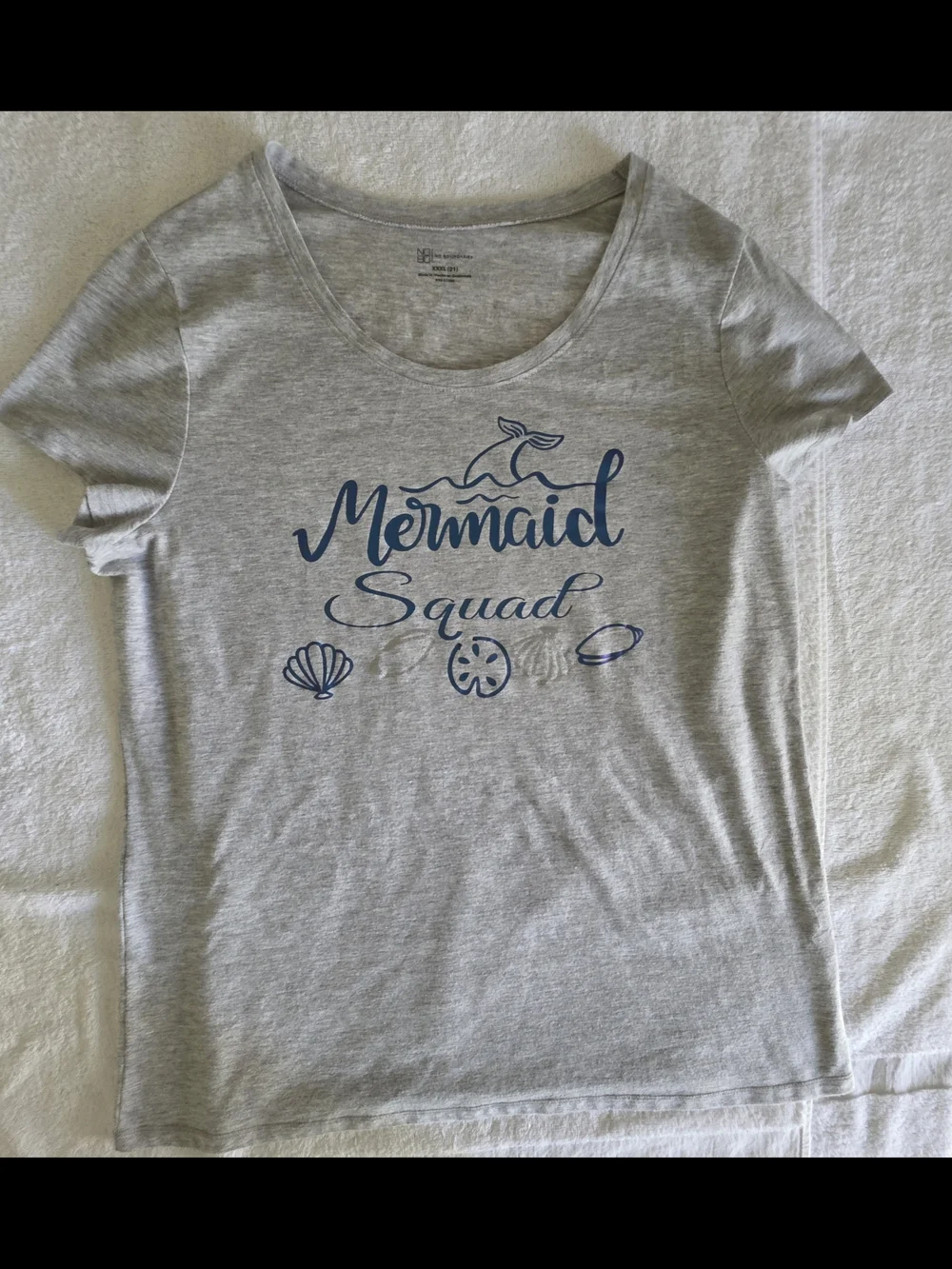 No Boundaries Light Gray Mermaid Squad Graphic Tee - Blue Print